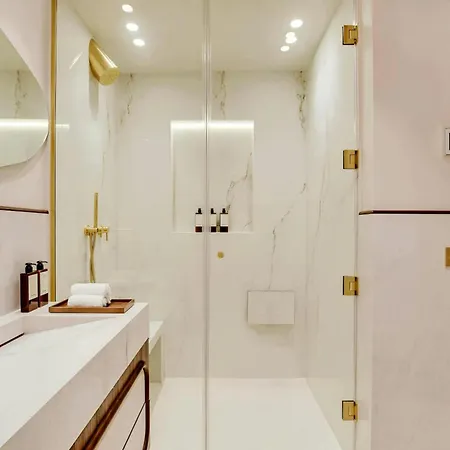 La Luna Sta Sorgendo